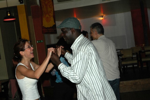 min 2006 05 02 latino 122